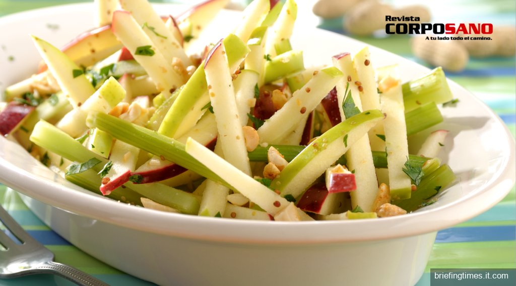 Discover the Best Ensalada de Apio y Manzana Near Me: A Guide to the Perfect Salad best pork crackling with apple sauce near me